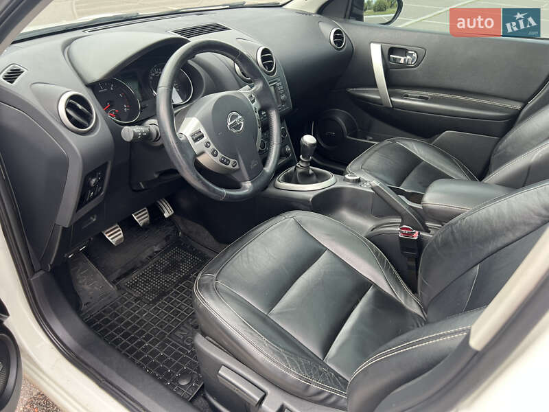 Внедорожник / Кроссовер Nissan Qashqai 2012 в Кременчуге