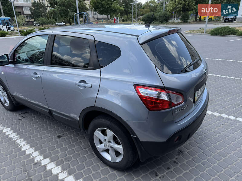 Внедорожник / Кроссовер Nissan Qashqai 2011 в Днепре