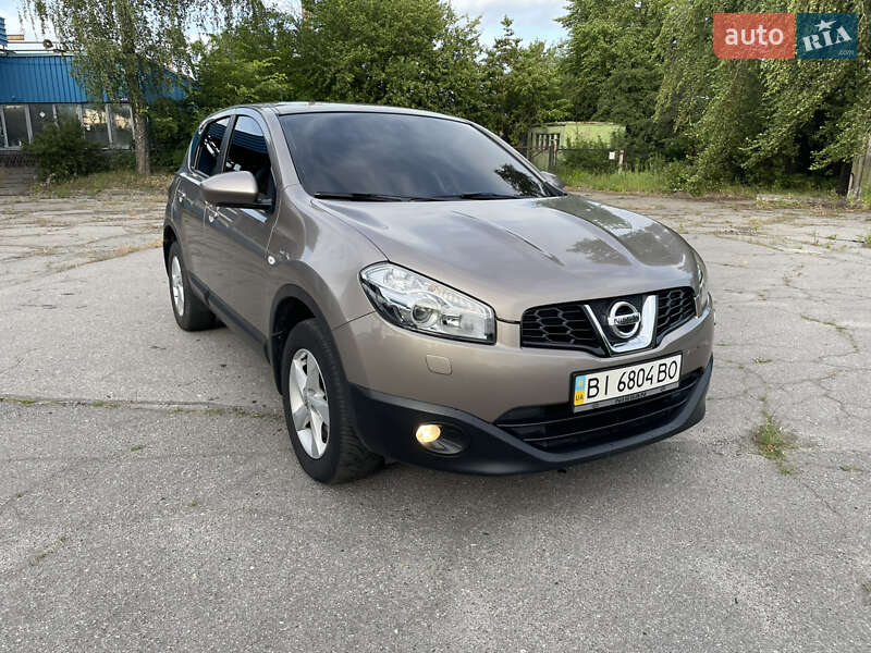 Позашляховик / Кросовер Nissan Qashqai 2012 в Полтаві