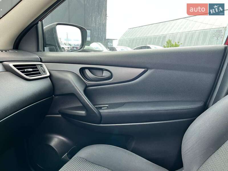 Внедорожник / Кроссовер Nissan Qashqai 2014 в Львове