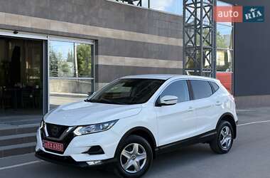 Внедорожник / Кроссовер Nissan Qashqai 2018 в 