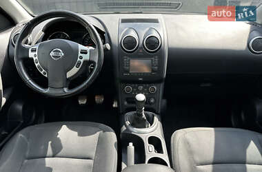 Внедорожник / Кроссовер Nissan Qashqai 2012 в 