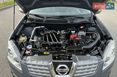 Позашляховик / Кросовер Nissan Qashqai 2009 в 