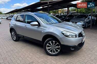Позашляховик / Кросовер Nissan Qashqai 2010 в Кривому Розі
