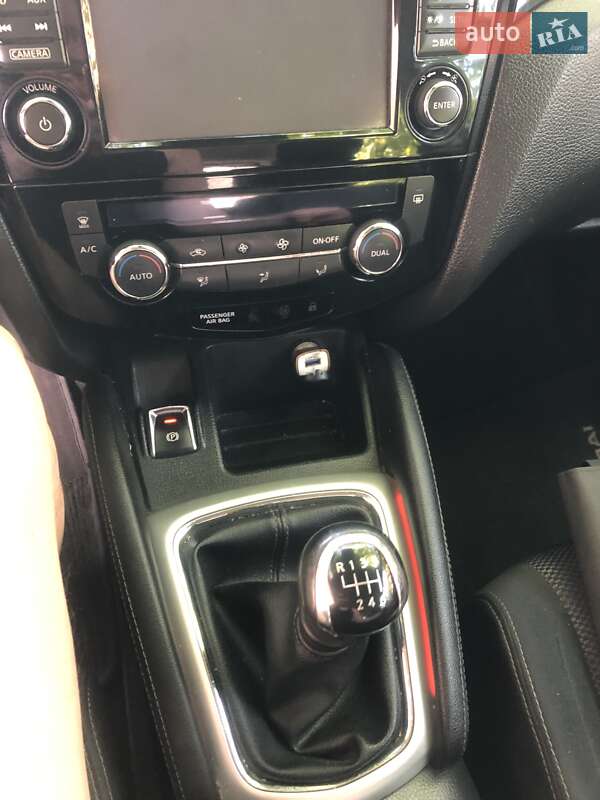 Внедорожник / Кроссовер Nissan Qashqai 2014 в Городке