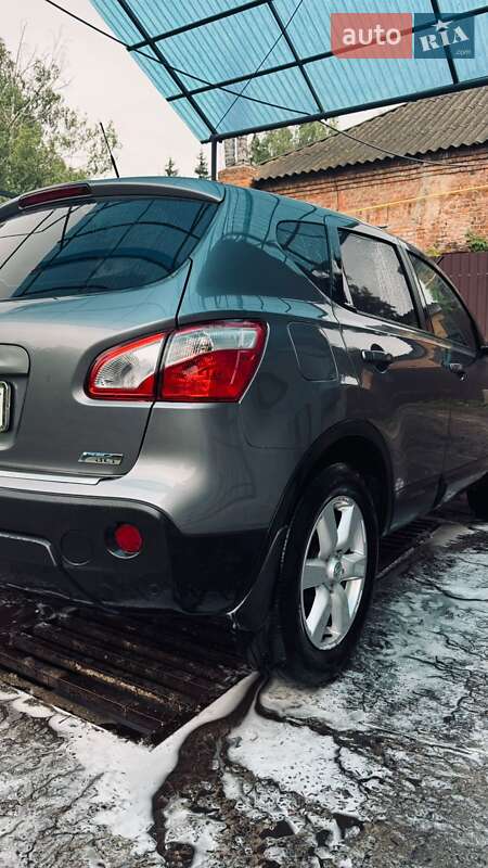 Внедорожник / Кроссовер Nissan Qashqai 2011 в Недригайлове
