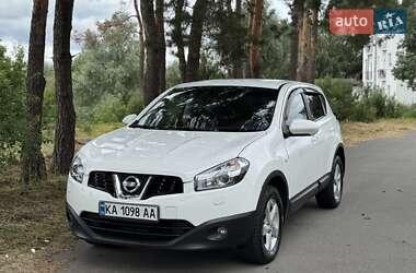 Внедорожник / Кроссовер Nissan Qashqai 2012 в Киеве