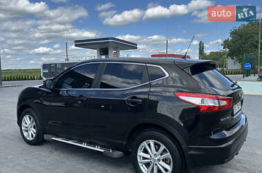 Внедорожник / Кроссовер Nissan Qashqai 2016 в 