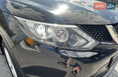 Внедорожник / Кроссовер Nissan Qashqai 2016 в 