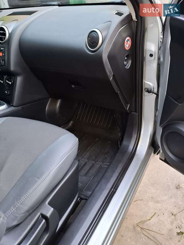 Внедорожник / Кроссовер Nissan Qashqai 2008 в Ровно
