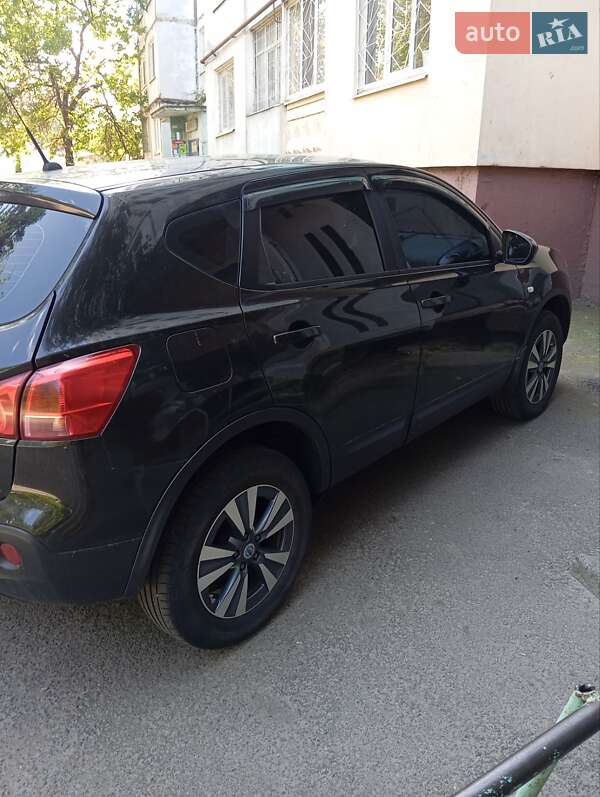 Внедорожник / Кроссовер Nissan Qashqai 2009 в Полтаве