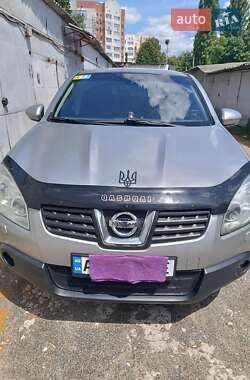 Позашляховик / Кросовер Nissan Qashqai 2010 в Харкові