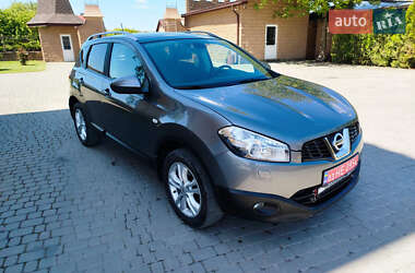 Позашляховик / Кросовер Nissan Qashqai 2011 в Кременці