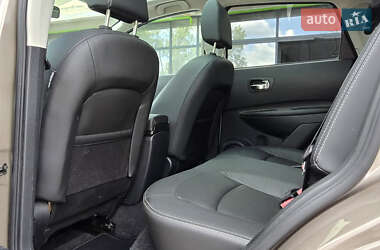 Внедорожник / Кроссовер Nissan Qashqai 2010 в 