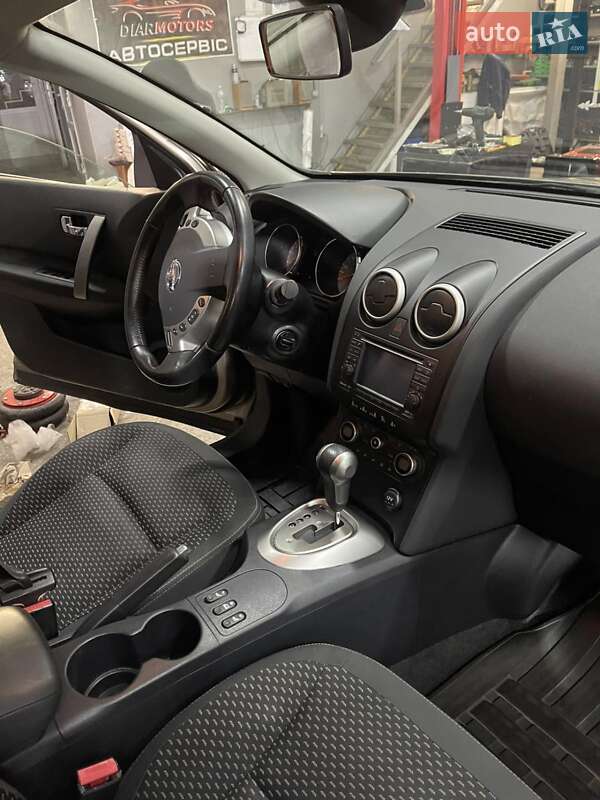 Внедорожник / Кроссовер Nissan Qashqai 2009 в Полтаве