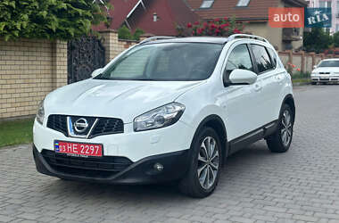 Позашляховик / Кросовер Nissan Qashqai 2012 в Луцьку