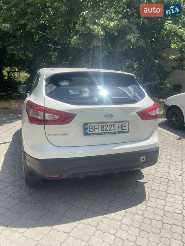 Позашляховик / Кросовер Nissan Qashqai 2016 в Одесі