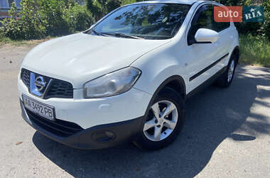 Внедорожник / Кроссовер Nissan Qashqai 2012 в Ужгороде