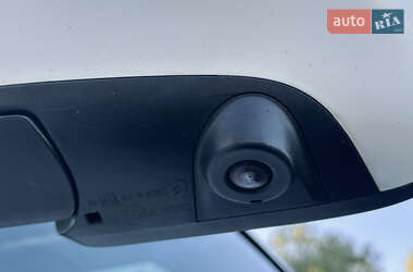 Позашляховик / Кросовер Nissan Qashqai 2013 в 