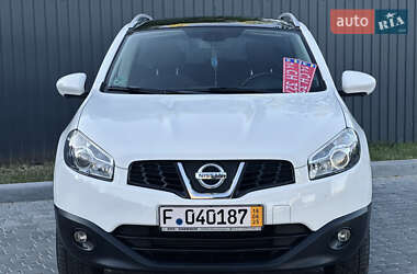Позашляховик / Кросовер Nissan Qashqai 2013 в 