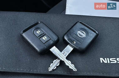 Позашляховик / Кросовер Nissan Qashqai 2013 в 