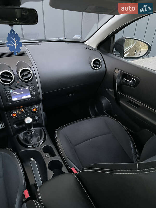 Позашляховик / Кросовер Nissan Qashqai 2013 в Рівному