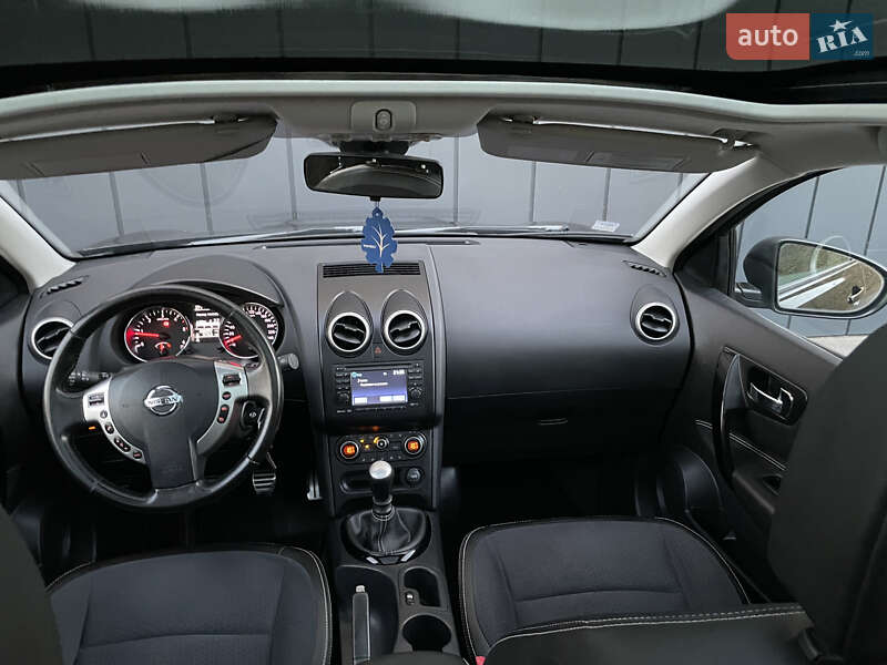 Позашляховик / Кросовер Nissan Qashqai 2013 в Рівному