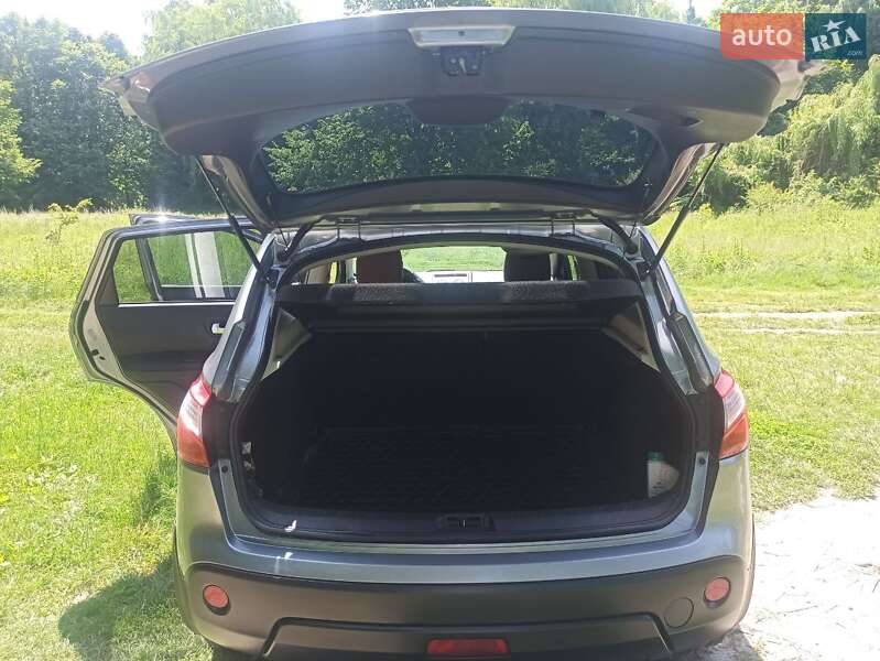 Внедорожник / Кроссовер Nissan Qashqai 2011 в Луцке