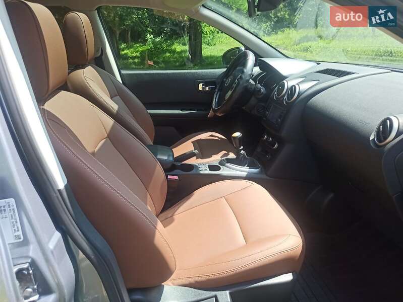 Внедорожник / Кроссовер Nissan Qashqai 2011 в Луцке