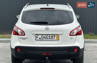 Позашляховик / Кросовер Nissan Qashqai 2013 в 