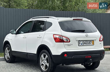 Позашляховик / Кросовер Nissan Qashqai 2013 в 