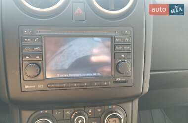 Внедорожник / Кроссовер Nissan Qashqai 2010 в 