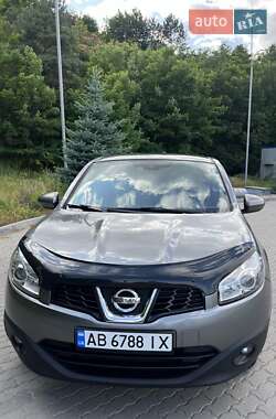 Внедорожник / Кроссовер Nissan Qashqai 2011 в Могилев-Подольске