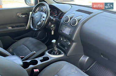 Позашляховик / Кросовер Nissan Qashqai 2011 в 