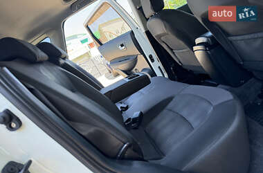Позашляховик / Кросовер Nissan Qashqai 2011 в 