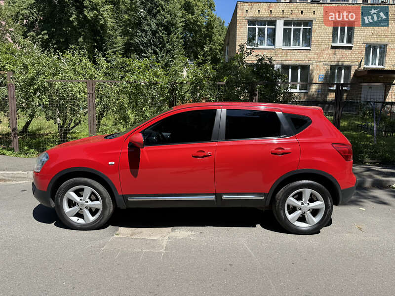 Позашляховик / Кросовер Nissan Qashqai 2008 в Києві