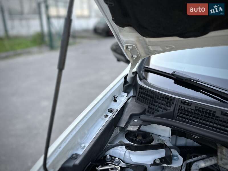 Позашляховик / Кросовер Nissan Qashqai 2013 в Сумах