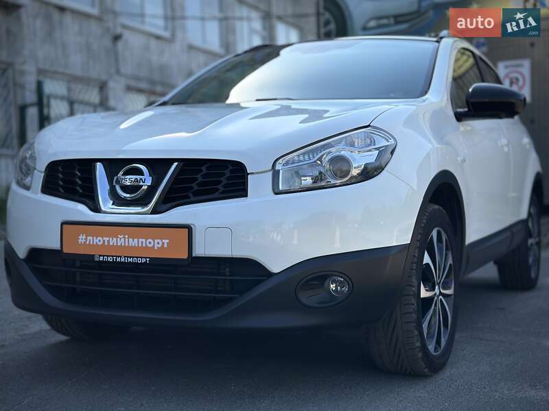 Позашляховик / Кросовер Nissan Qashqai 2013 в Сумах
