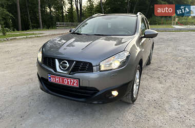 Позашляховик / Кросовер Nissan Qashqai 2013 в 