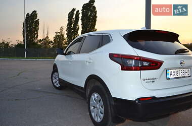 Внедорожник / Кроссовер Nissan Qashqai 2018 в 