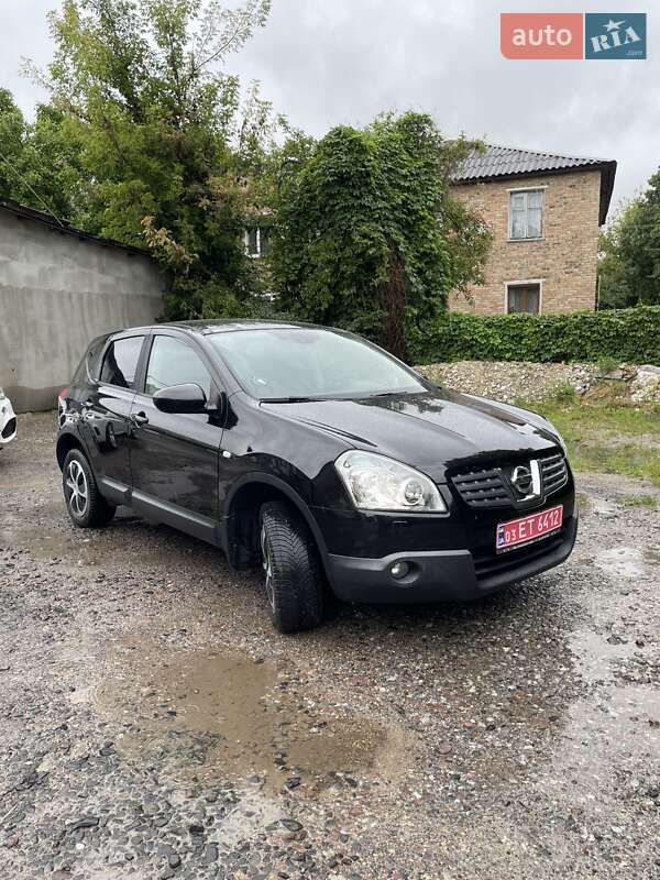 Внедорожник / Кроссовер Nissan Qashqai 2007 в Нововолынске