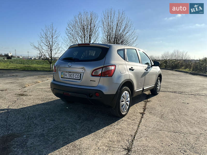 Внедорожник / Кроссовер Nissan Qashqai 2010 в Одессе