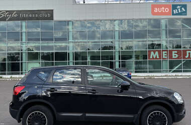 Внедорожник / Кроссовер Nissan Qashqai 2008 в 