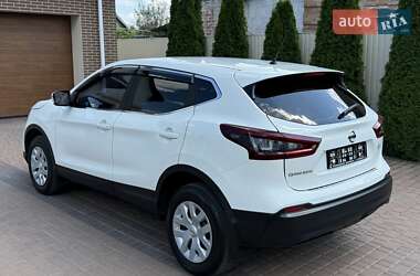 Внедорожник / Кроссовер Nissan Qashqai 2020 в 