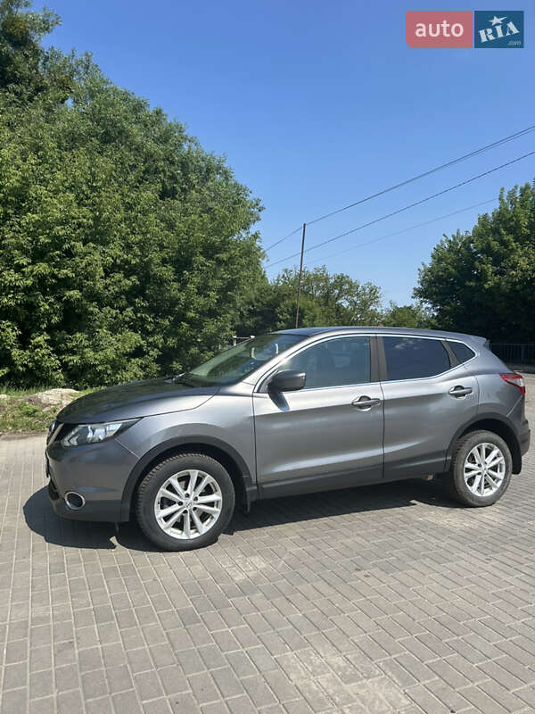 Внедорожник / Кроссовер Nissan Qashqai 2016 в Ахтырке