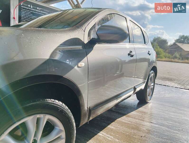 Позашляховик / Кросовер Nissan Qashqai 2013 в Івано-Франківську
