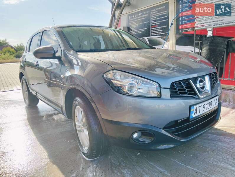 Позашляховик / Кросовер Nissan Qashqai 2013 в Івано-Франківську