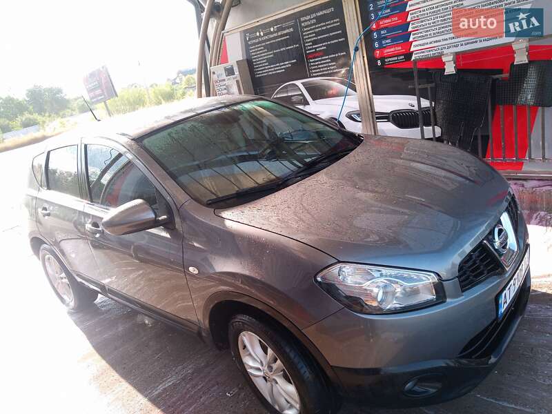 Позашляховик / Кросовер Nissan Qashqai 2013 в Івано-Франківську