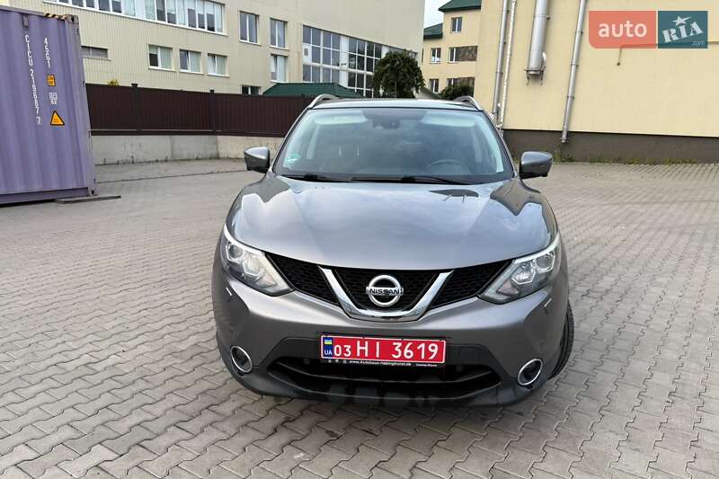 Внедорожник / Кроссовер Nissan Qashqai 2015 в Луцке
