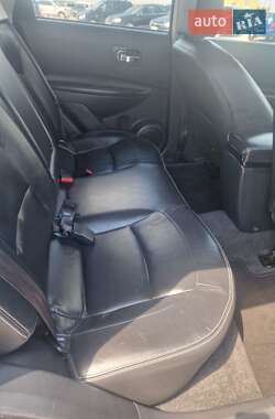 Позашляховик / Кросовер Nissan Qashqai 2011 в 